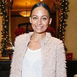 Nicole Richie Borrows Her 6-Year-Old Daughter Harlow