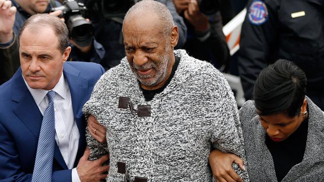 Bill Cosby Arraigned on Sexual Assault Charge, Bail Set at $1 Million